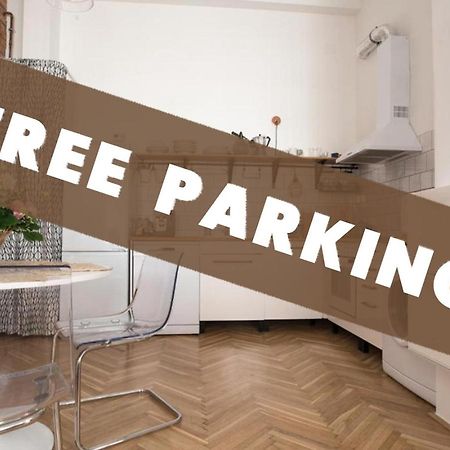 Nice "Trabi" Apartment In The City Boedapest Buitenkant foto