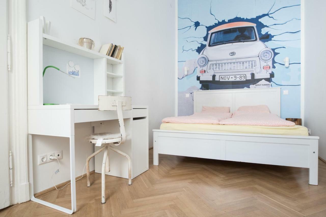 Nice "Trabi" Apartment In The City Boedapest Buitenkant foto